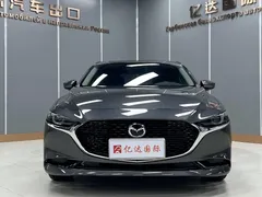 2022 Mazda 3 2.0L AT — фото 2