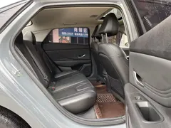 2021 Hyundai Elantra 1.5L CVT GLX Elite — фото 5