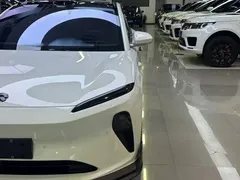 2024 Nio ET5T 75kWh Touring, белый — фото 3