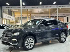 2020 Volkswagen Tayron X 330TSI 2WD, чёрный — фото 1