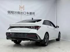 2023 Hyundai Elantra 1.5L CVT LUX Premium, белый — фото 4