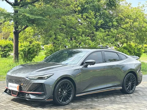 Changan UNI-V 2023