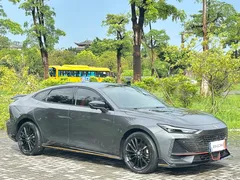 2023 Changan UNI-V 1.5T Sport — фото 3