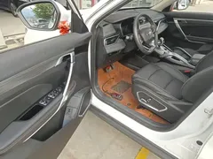 2020 Geely Atlas 1.8TD DCT Zhilian PRO, белый — фото 16