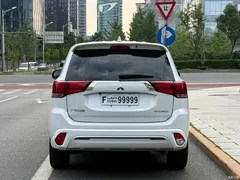 2021 Mitsubishi Outlander modified 2.0L 2WD Changxing 5 seats, белый — фото 5