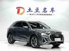 2022 Audi Q3 35 TFSI — фото 3