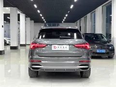 2022 Audi Q3 35 TFSI — фото 8