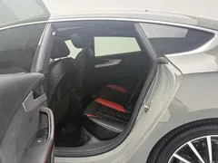 2021 Audi A5 Sportback 40 TFSI quattro — фото 13