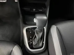 2021 Kia Yipao 1.4L CVT Fun Sunroof — фото 12