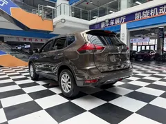 2022 Nissan X-Trail 2.0L 2WD Premium — фото 17