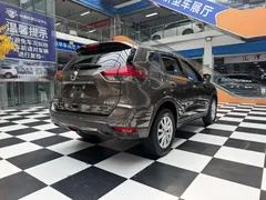 2022 Nissan X-Trail 2.0L 2WD Premium — фото 19