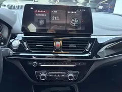 2021 BMW 1 Series 1 120i M, синий — фото 21