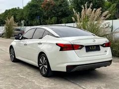 2021 Nissan Teana 2.0T XL, белый — фото 9