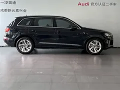 2021 Audi Q7 55 TFSI quattro S line, чёрный — фото 3