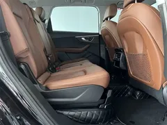 2021 Audi Q7 55 TFSI quattro S line, чёрный — фото 7