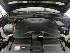 2021 Audi Q7 55 TFSI quattro S line, чёрный — фото 8