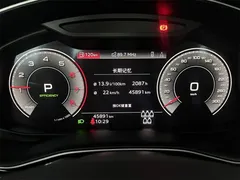 2021 Audi Q7 55 TFSI quattro S line, чёрный — фото 10