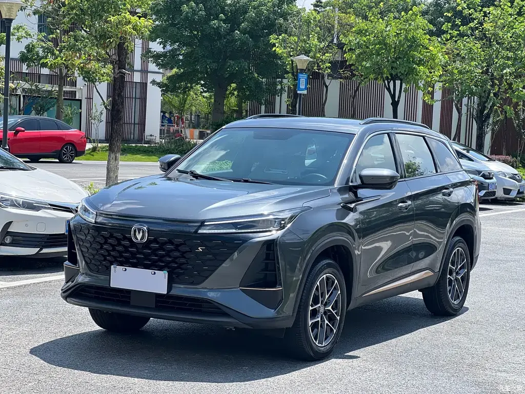 2022 Changan CS75PLUS second generation 2.0T AT premium type