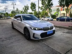 2023 BMW 3 Series 320Li M Sport Package, белый — фото 3
