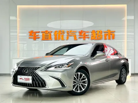2023 Lexus ES 260 Excellence