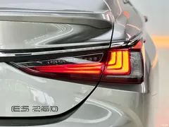 2023 Lexus ES 260 Excellence — фото 18
