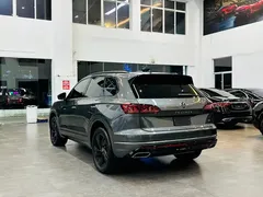 2023 Volkswagen Touareg 3.0TSI Black Sport Package — фото 4