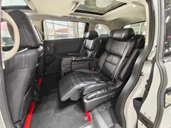 2022 Honda Alison 2.0L e:HEV Luxury, белый — фото 17