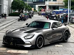 2019 Mercedes-Benz AMG GT — фото 1