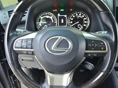 2020 Lexus LM 300h, чёрный — фото 8