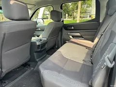 2023 Toyota Tundra 3.5T SR5, чёрный — фото 19