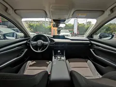 2022 Mazda 3 2.0L AT, белый — фото 9