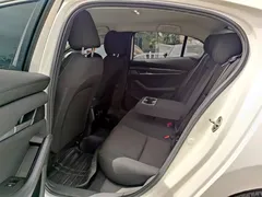 2022 Mazda 3 2.0L AT, белый — фото 10