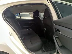 2022 Mazda 3 2.0L AT, белый — фото 11