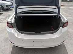 2022 Mazda 3 2.0L AT, белый — фото 16
