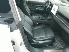 2022 Zeekr 001 Long Range Dual Motor WE EV, белый — фото 25