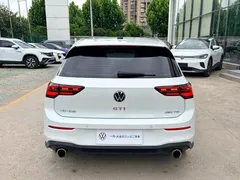 2021 Volkswagen Golf GTI 380TSI DSG, белый — фото 10