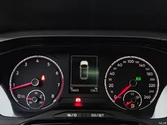 2021 Volkswagen Polo Plus 1.5L AT Colorful Technology — фото 18