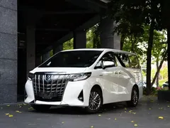 2021 Toyota Alphard Hybrid 2.5L Premium, белый — фото 1