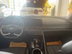 2022 Hyundai Elantra 1.5L CVT LUX Premium, белый — фото 15