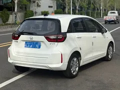 2021 Honda Fit 1.5L CVT, белый — фото 3