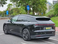 2025 Li Auto i6 2WD Standard, чёрный — фото 4