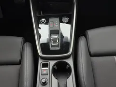 2022 Audi A3L Limousine 35 TFSI, белый — фото 12