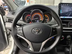 2022 Toyota Yaris L Zhixuan X 1.5L CVT PLUS, белый — фото 11