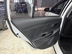 2022 Toyota Yaris L Zhixuan X 1.5L CVT PLUS, белый — фото 14