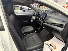 2022 Toyota Yaris L Zhixuan X 1.5L CVT PLUS, белый — фото 17
