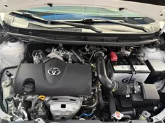 2022 Toyota Yaris L Zhixuan X 1.5L CVT PLUS, белый — фото 23