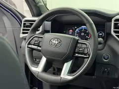 2022 Toyota Tundra 3.5T US specification, синий — фото 13