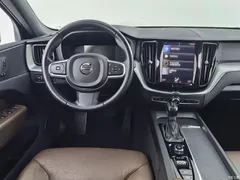2021 Volvo XC60 T5 4WD Zhiyi Luxury, белый — фото 10