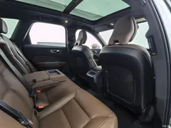 2021 Volvo XC60 T5 4WD Zhiyi Luxury, белый — фото 12