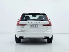 2021 Volvo XC60 T5 4WD Zhiyi Luxury, белый — фото 29